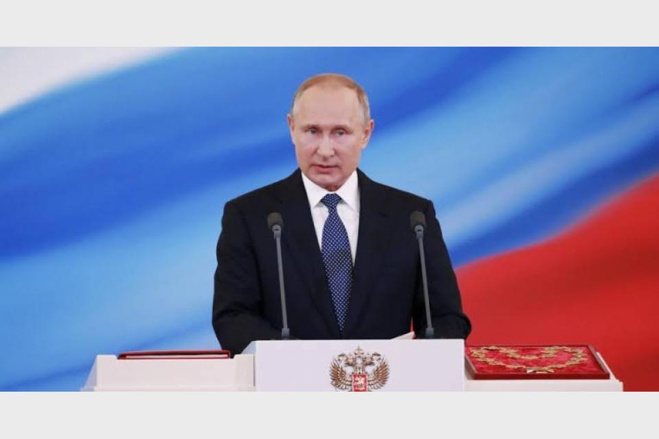 Don't Try to Guess Putin's Next Move. Just Listen